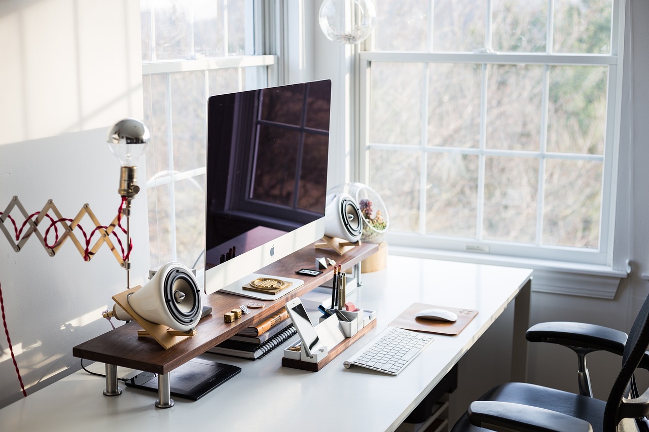 computer, keyboard, apple, electronics, modern, technology, business, office, work, desk, table, off